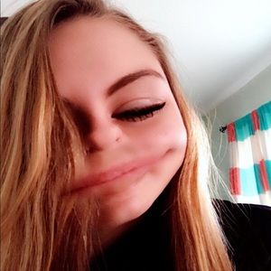 Meet your Posher, Natalie